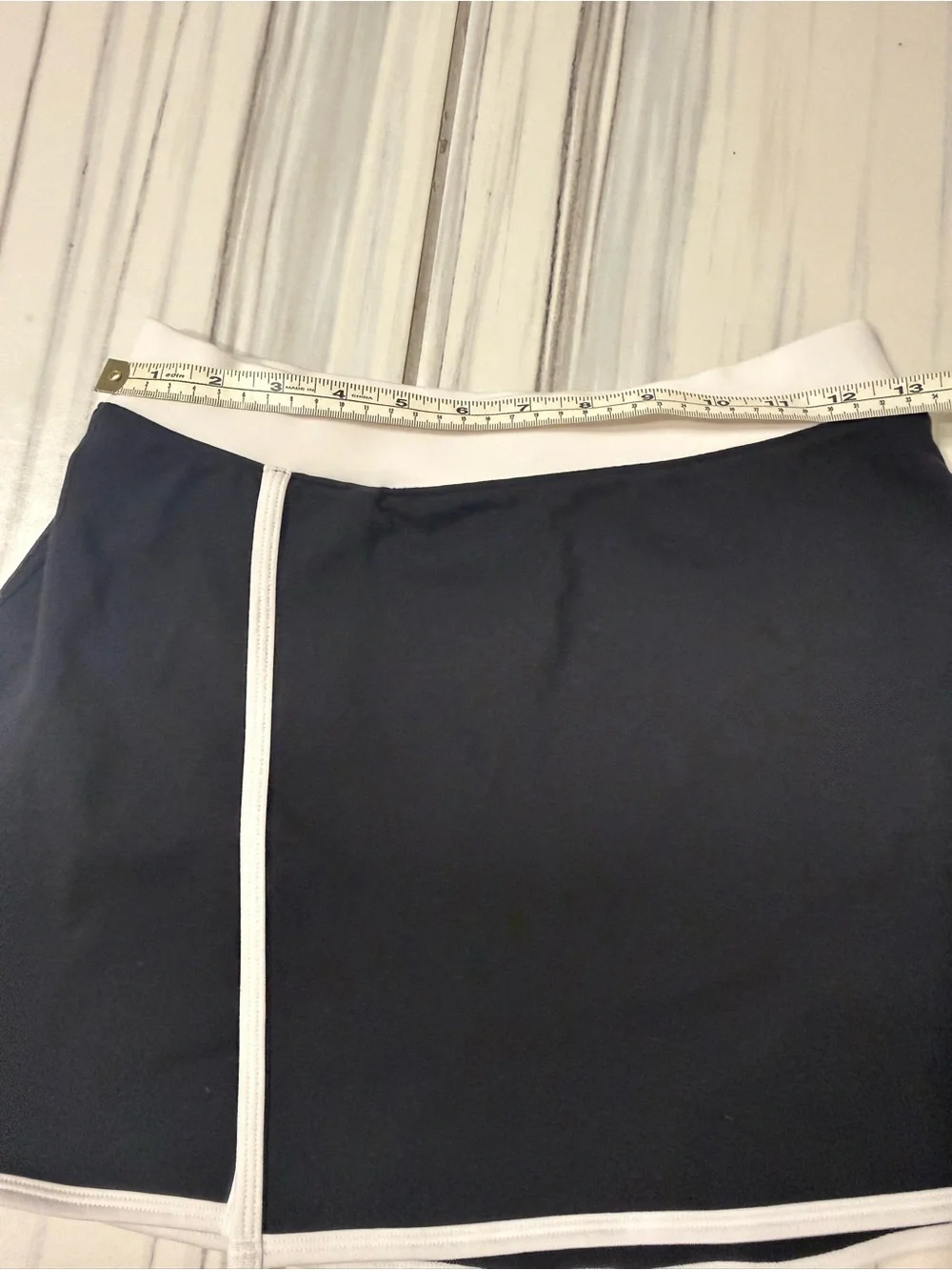 ALO Airbrushed Streamline skirt black/white - size small